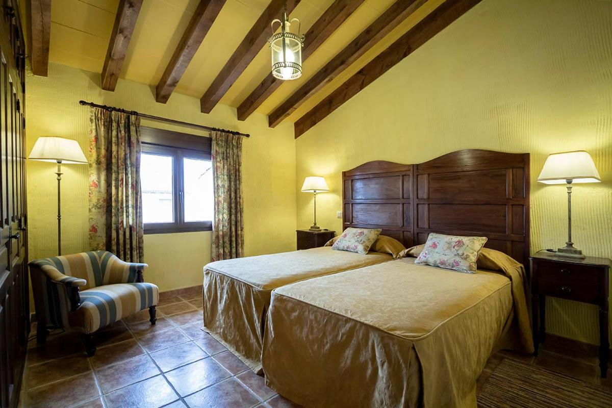 Mis Cuatro Estaciones, Casa Boutique Pension Sotos de Sepúlveda Buitenkant foto